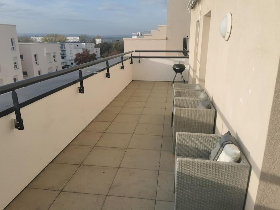 Apartment Flat *