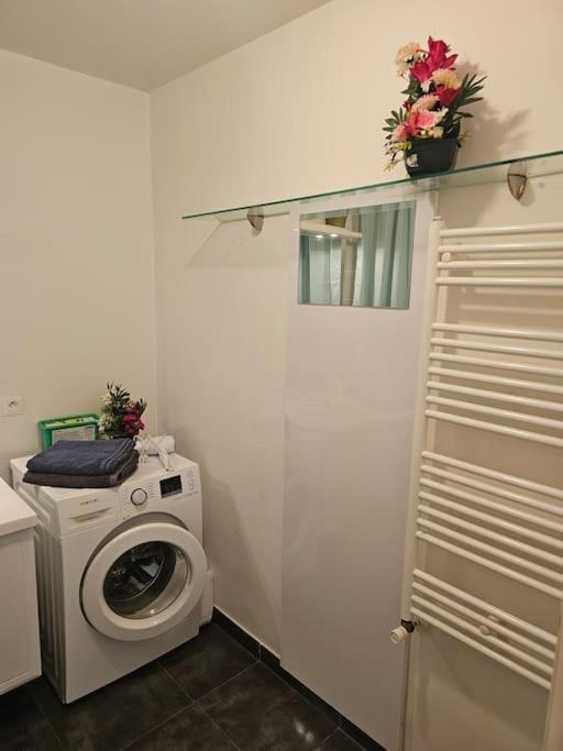 Apartment Flat *
